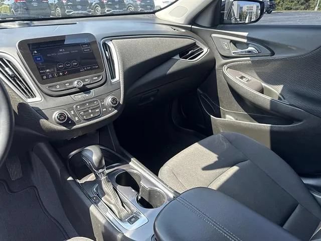 Used 2023 Chevrolet Malibu LT w/ Midnight Edition FWD image 12