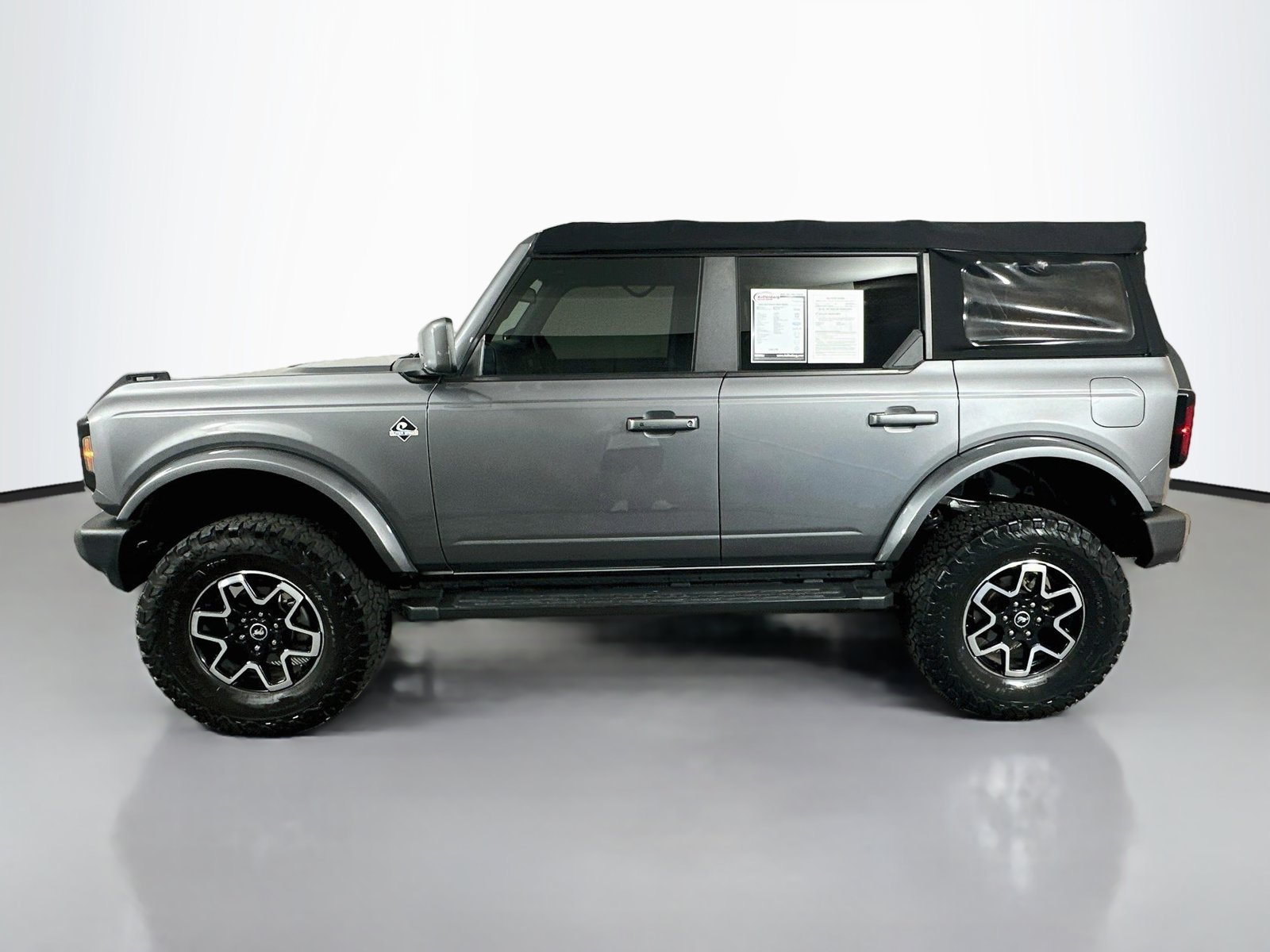 Used 2021 Ford Bronco Outer Banks AWD/4WD image 4