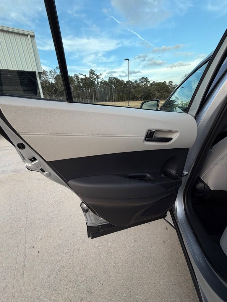 New 2026 Toyota Corolla Cross L image 12