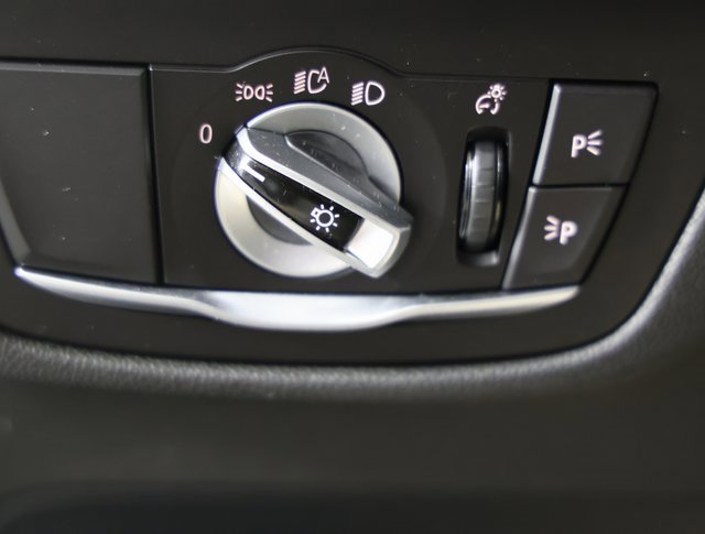 Used 2024 BMW X4 xDrive30i image 25