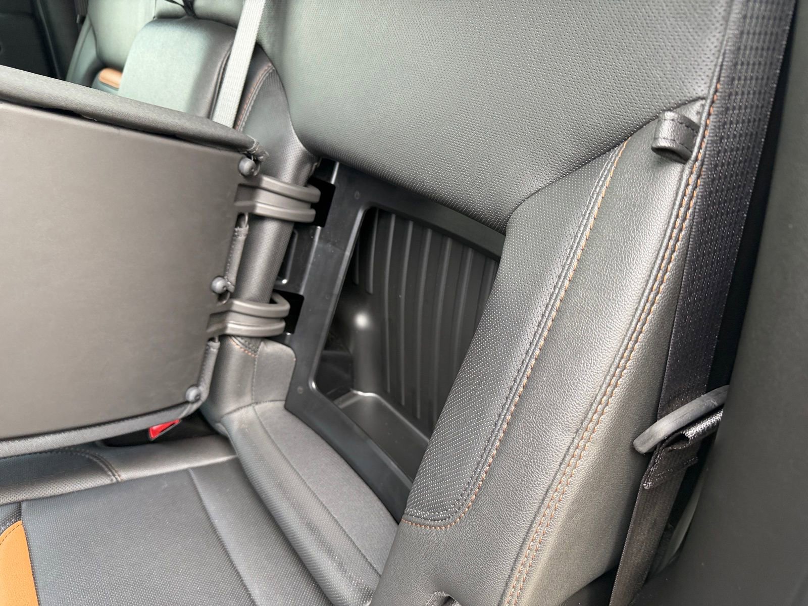 Used 2024 GMC Sierra 2500 AT4 w/ AT4 Preferred Package image 30