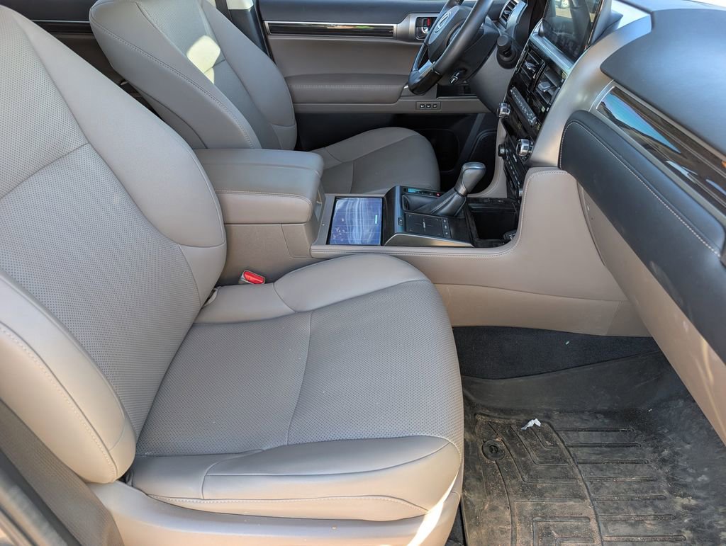 Used 2023 Lexus GX 460 Premium w/ Premium Plus Package image 12