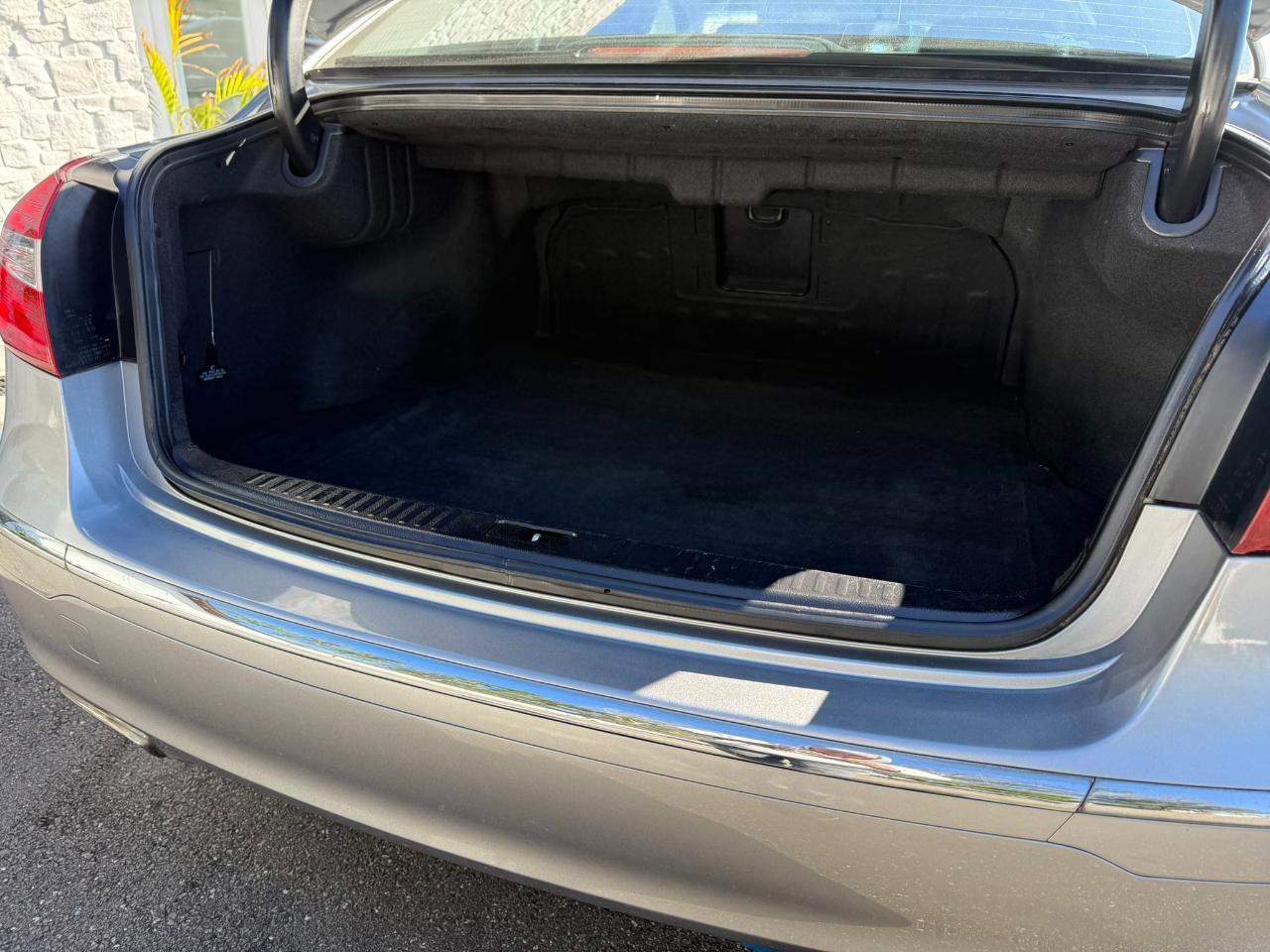 Used 2013 Hyundai Genesis 3.8 image 19
