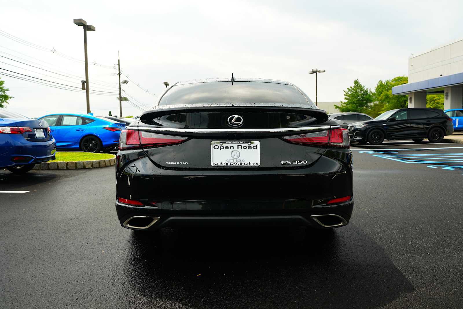 Used 2024 Lexus ES 350 Ultra Luxury w/ Accessory Package (Z2) FWD image 6
