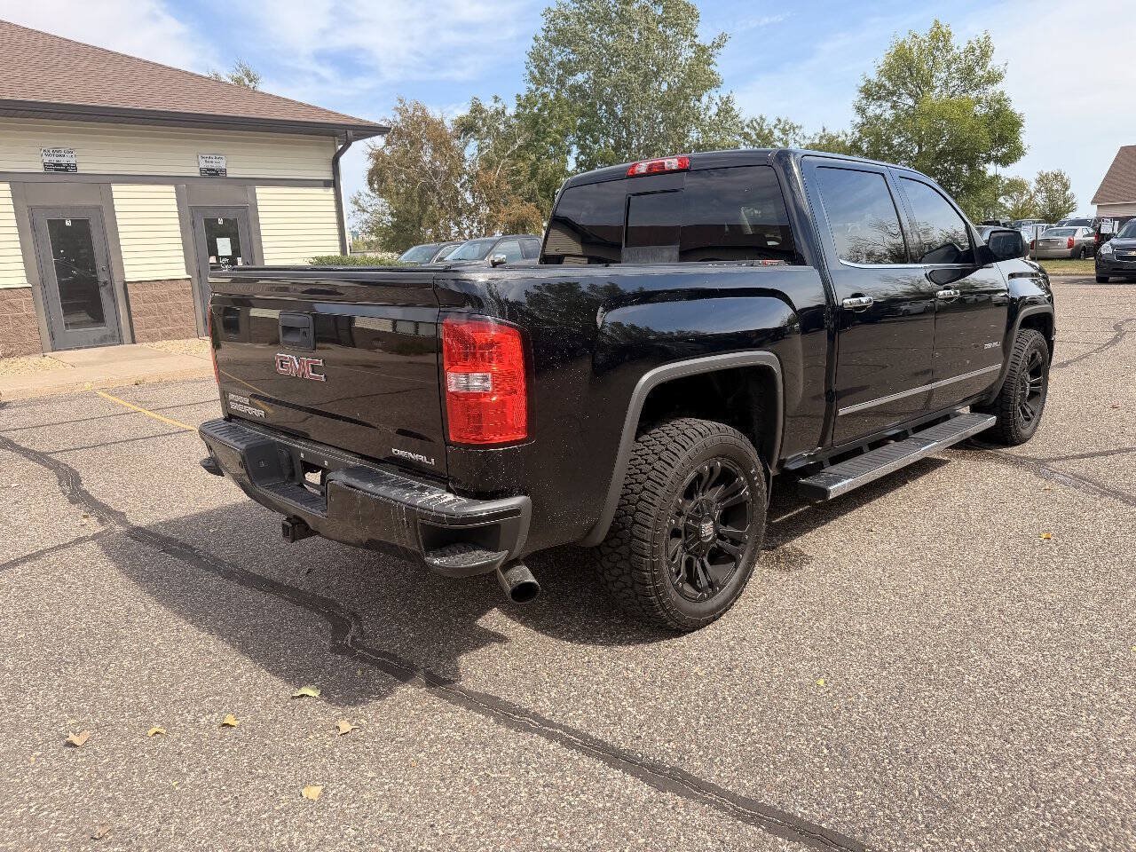 Used 2015 GMC Sierra 1500 Denali AWD/4WD image 4