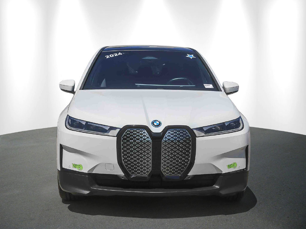 Certified 2024 BMW iX xDrive50 AWD/4WD image 2