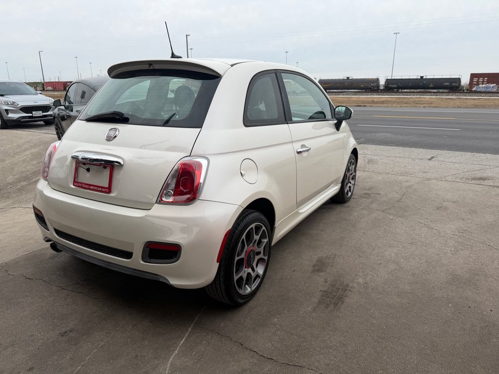 Used 2012 FIAT 500 Sport w/ Safety & Convenience Pkg FWD image 10