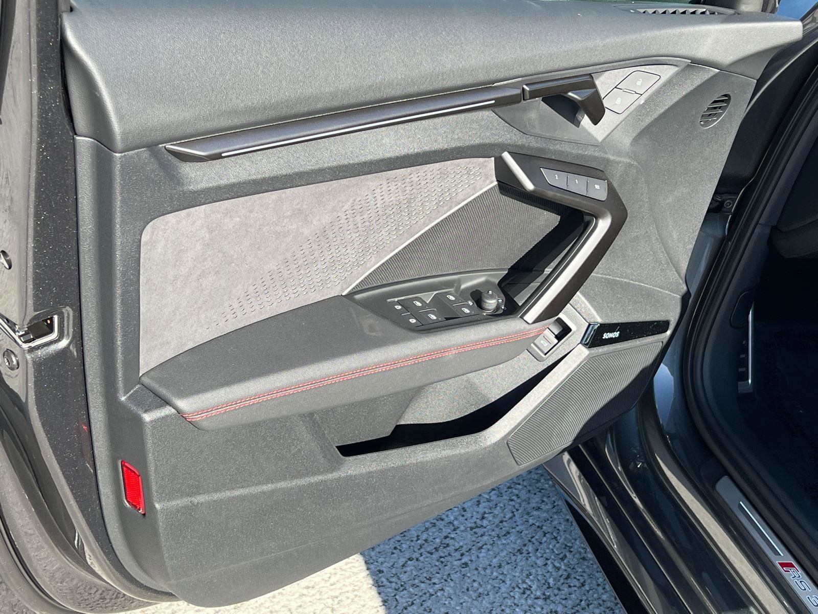 New 2026 Audi RS 3 image 10