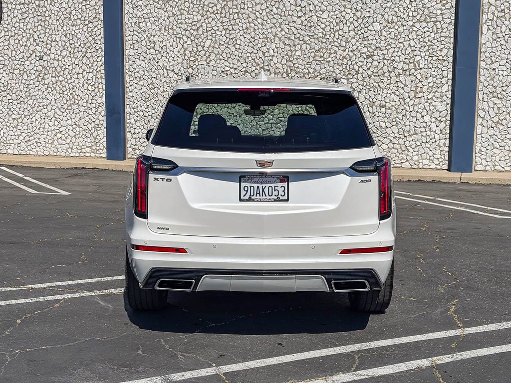 Used 2022 Cadillac XT6 Sport w/ Technology Package image 3