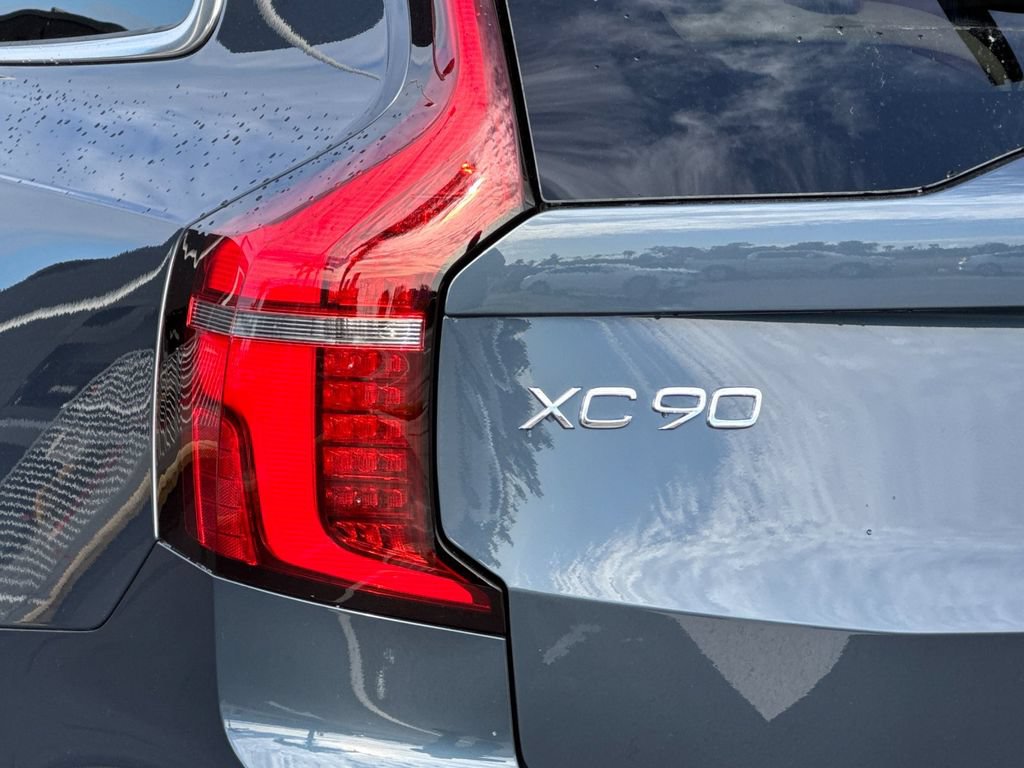 New 2026 Volvo XC90 B6 Plus w/ Protection Package Premier AWD/4WD image 27