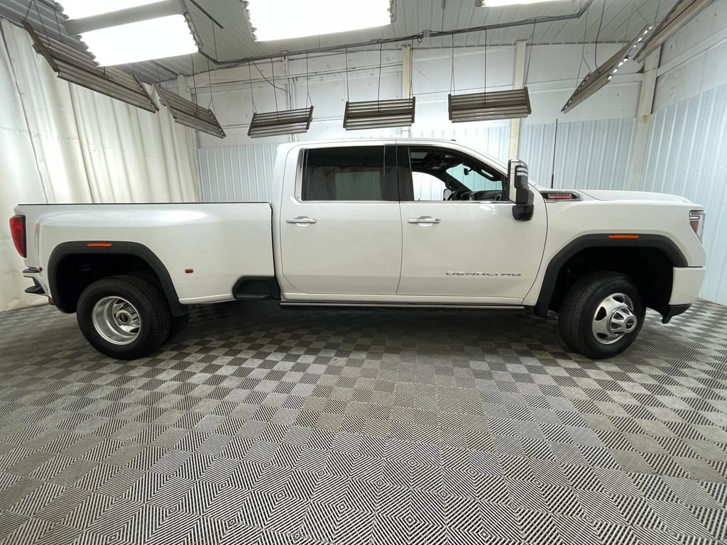 Certified 2023 GMC Sierra 3500 Denali w/ Denali Ultimate Package AWD/4WD image 26