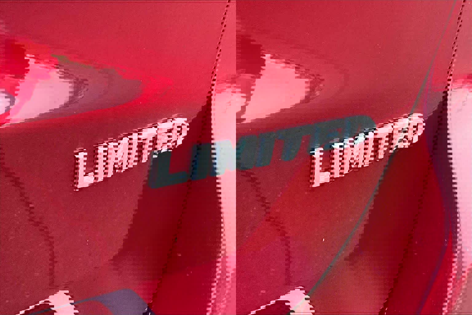 Used 2015 Jeep Grand Cherokee Limited w/ Luxury Group II image 9