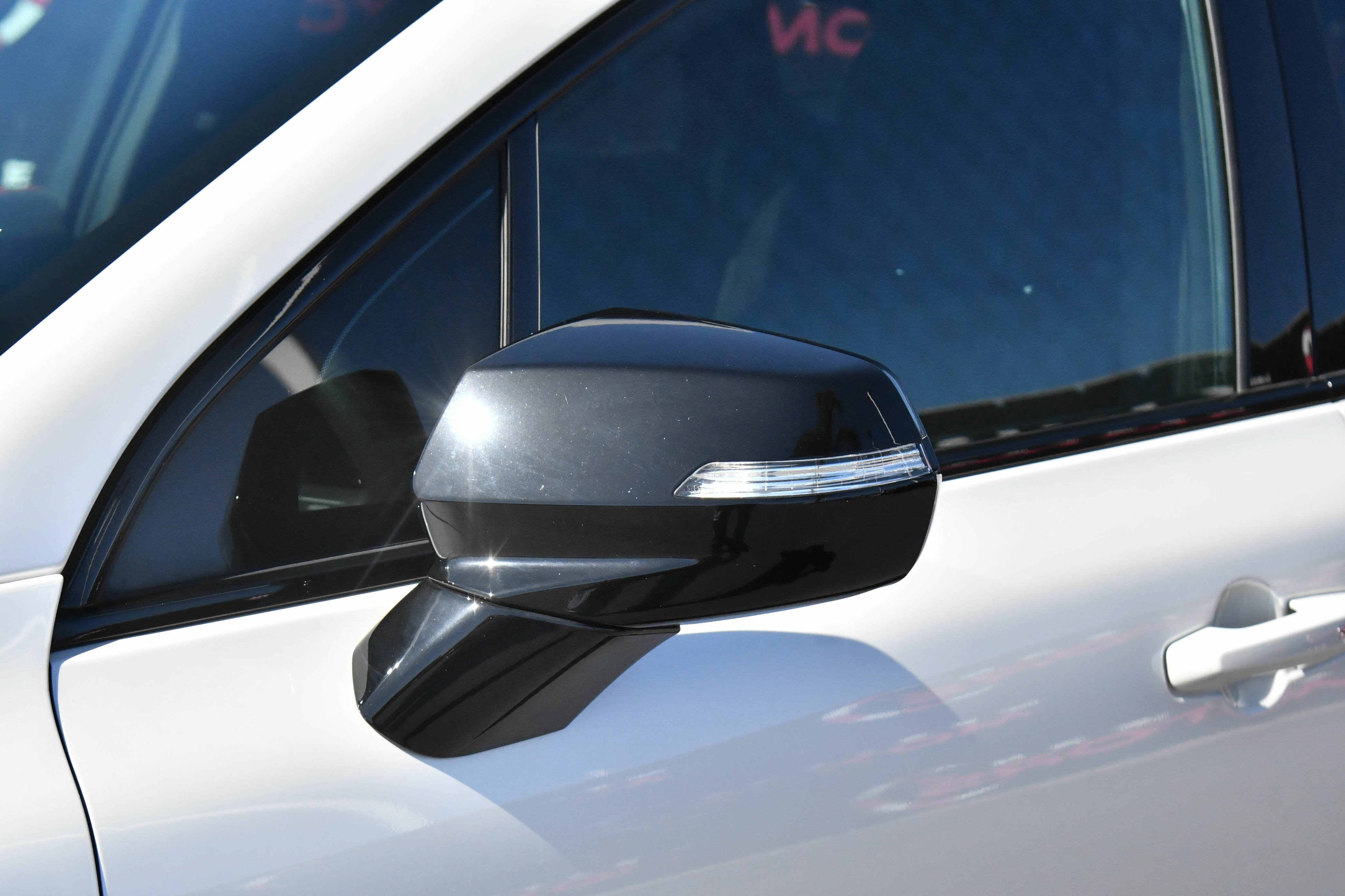 Used 2024 Honda Prologue EX image 13