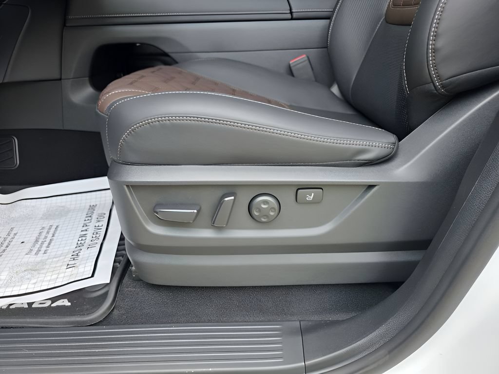 New 2026 Nissan Armada Platinum Reserve AWD/4WD image 22