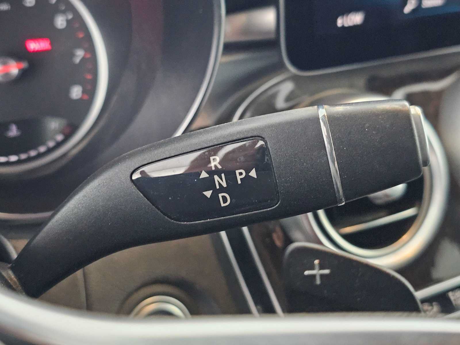 Used 2020 Mercedes-Benz GLC 300 4MATIC image 31