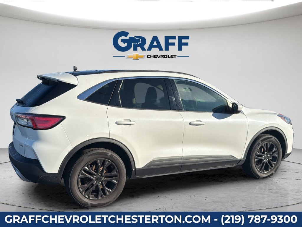 Used 2020 Ford Escape SEL AWD/4WD image 9