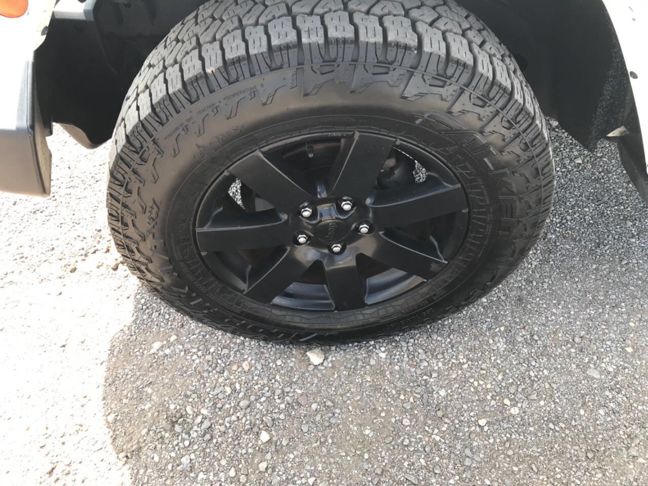 Used 2014 Jeep Wrangler Altitude AWD/4WD image 23