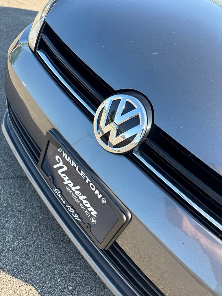 Used 2016 Volkswagen Golf S FWD image 26