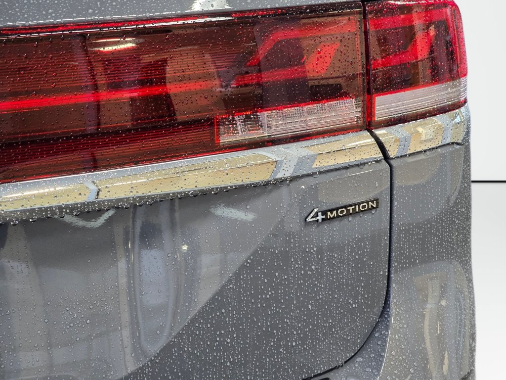 New 2026 Volkswagen Atlas SEL Premium R-Line AWD/4WD image 15