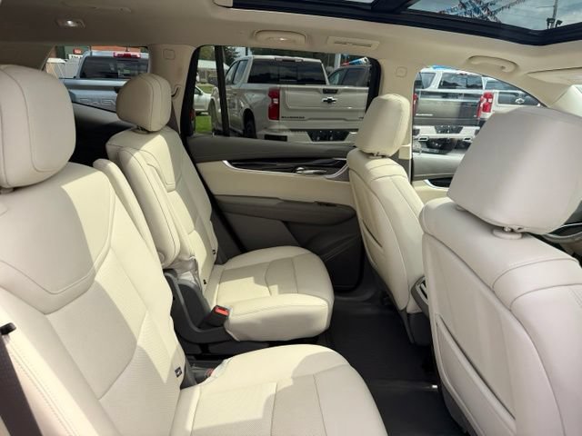 Used 2024 Cadillac XT6 Premium Luxury w/ Technology Package AWD/4WD image 40