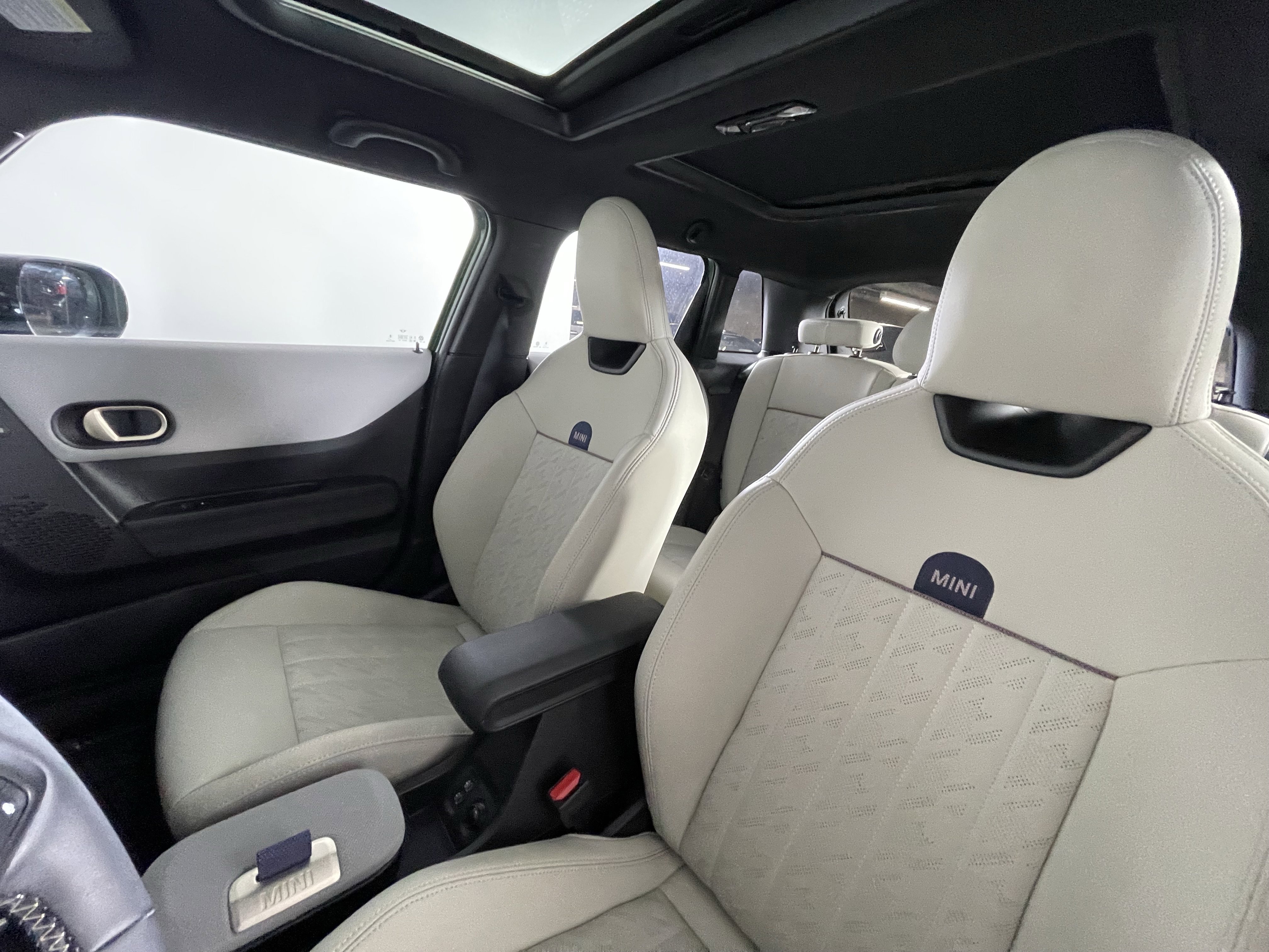 Used 2025 MINI Cooper S image 9