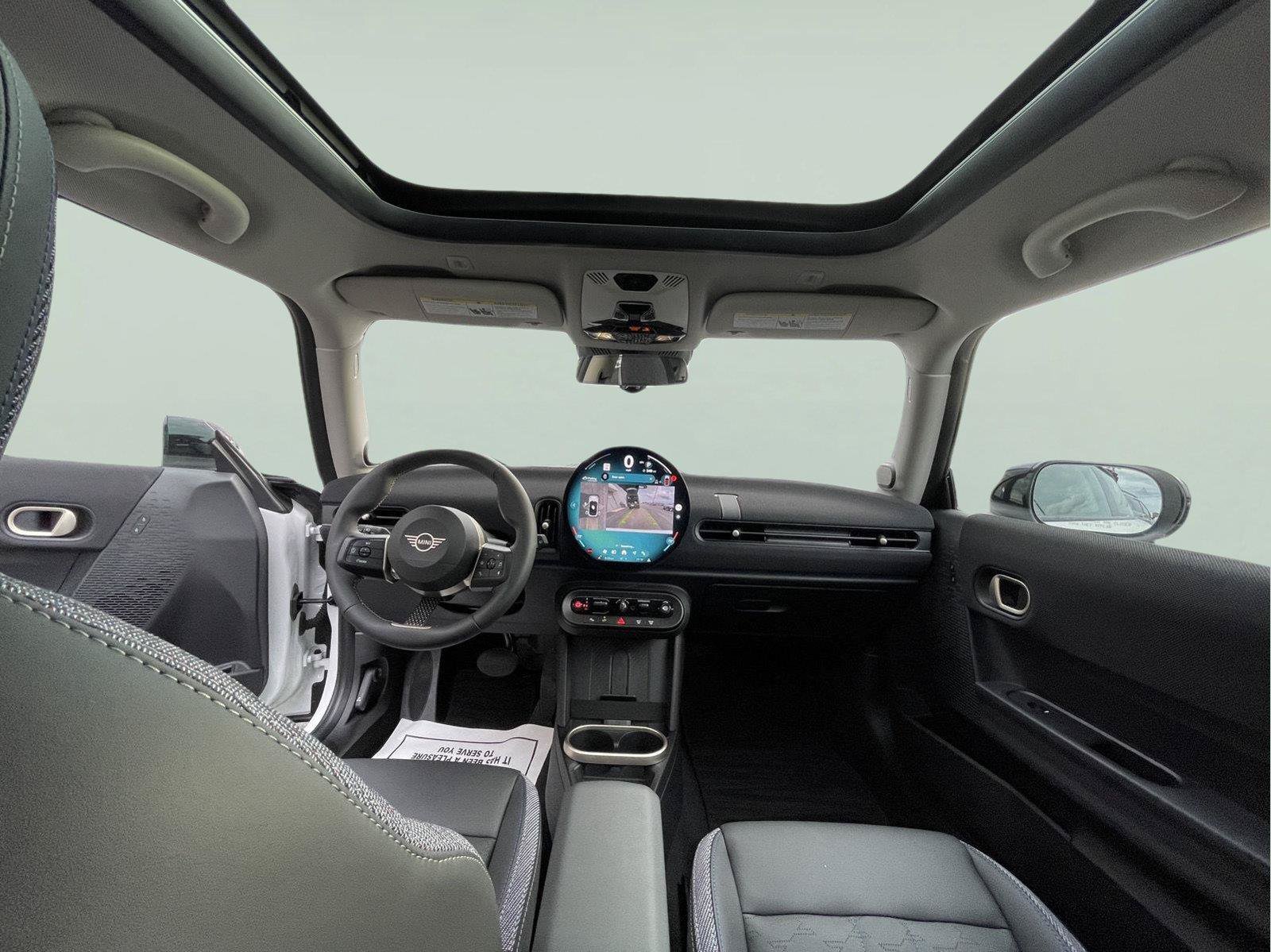 Used 2025 MINI Cooper S FWD image 18