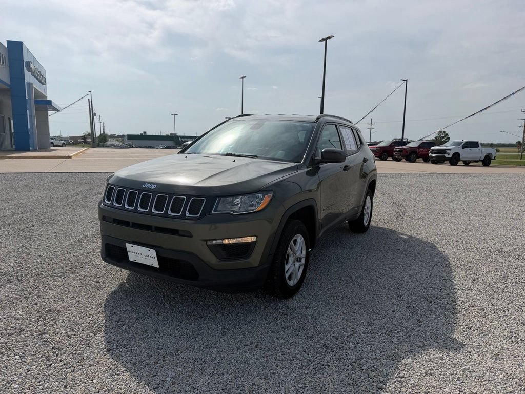 Used 2018 Jeep Compass Sport AWD/4WD image 7