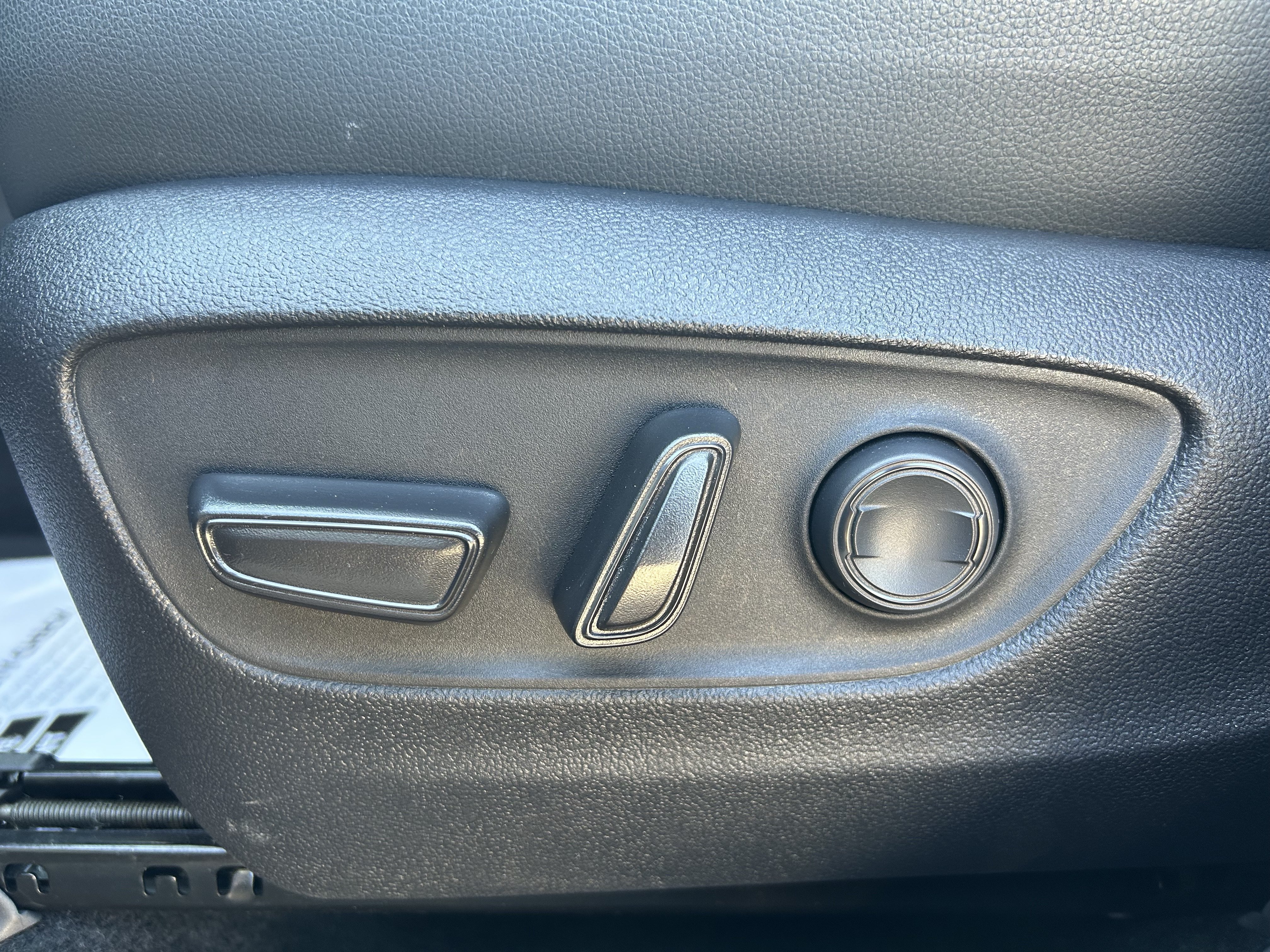 Certified 2024 Toyota Grand Highlander AWD image 15