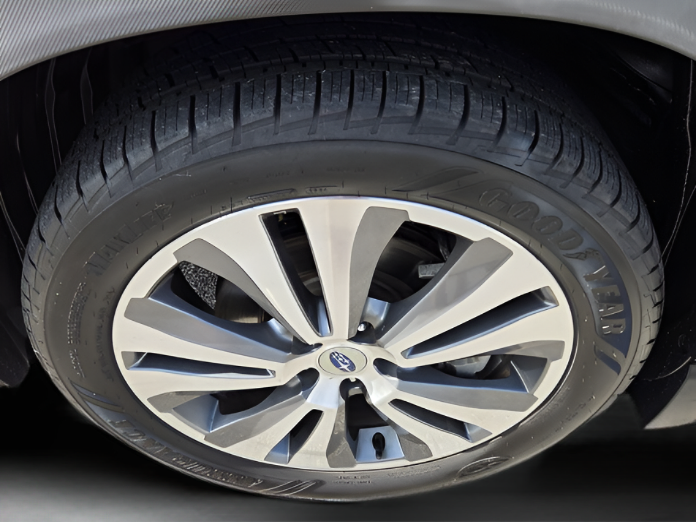 Used 2019 Subaru Ascent Touring AWD/4WD image 31
