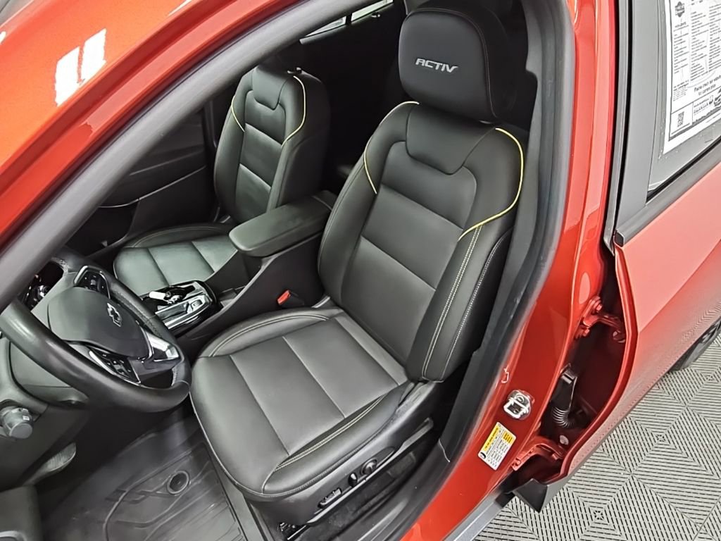 Used 2024 Chevrolet Trax ACTIV w/ Driver Confidence Package image 27