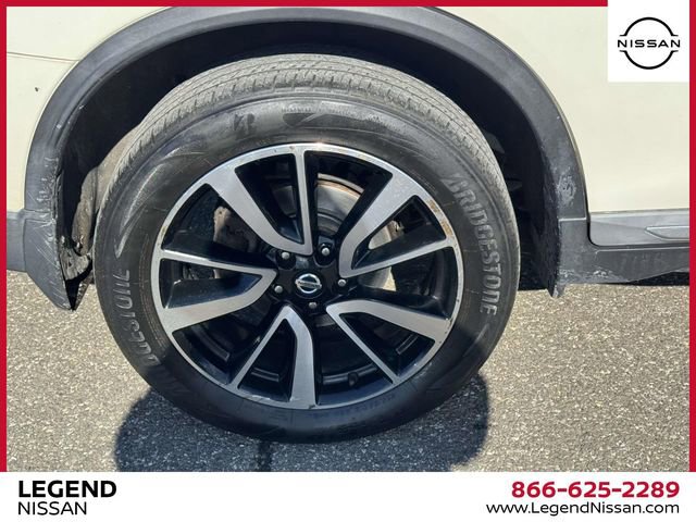 Used 2020 Nissan Rogue SL w/ Premium Package image 9