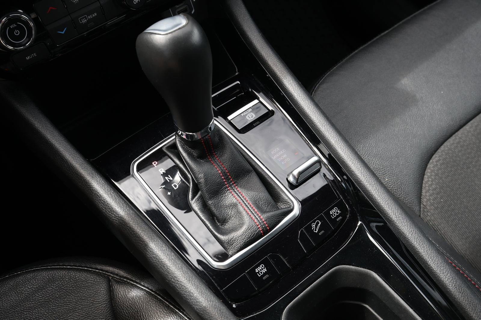 Used 2024 Jeep Compass Trailhawk image 22