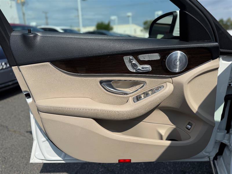 Used 2018 Mercedes-Benz C 300 4MATIC Sedan image 17