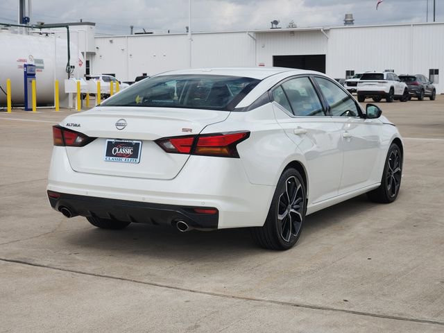 Used 2024 Nissan Altima 2.5 SR w/ SR Premium Package image 7