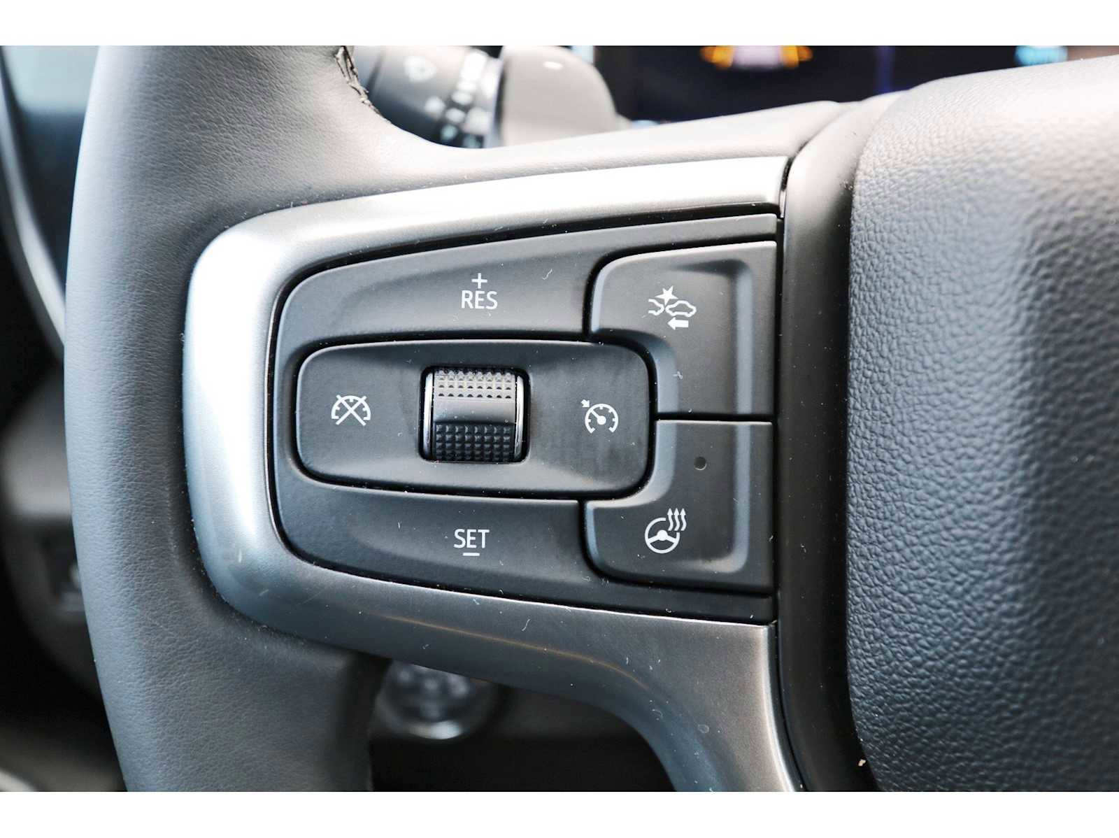 Used 2025 Chevrolet Silverado 1500 RST w/ Convenience Package II image 15