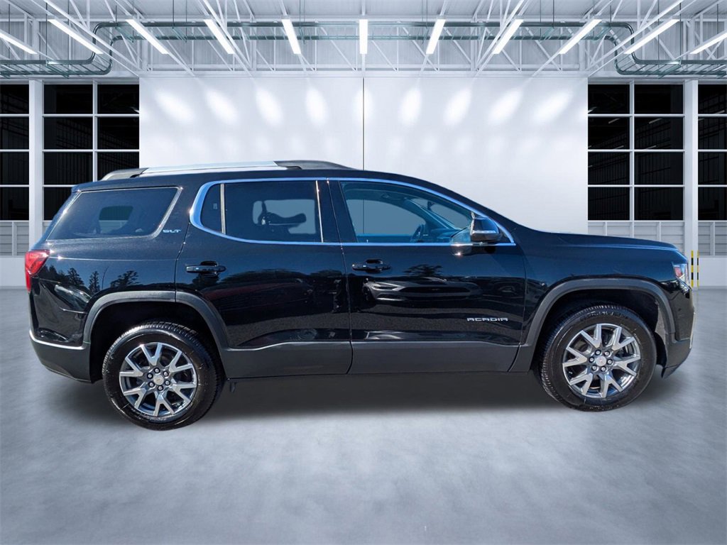 Used 2023 GMC Acadia SLT image 3