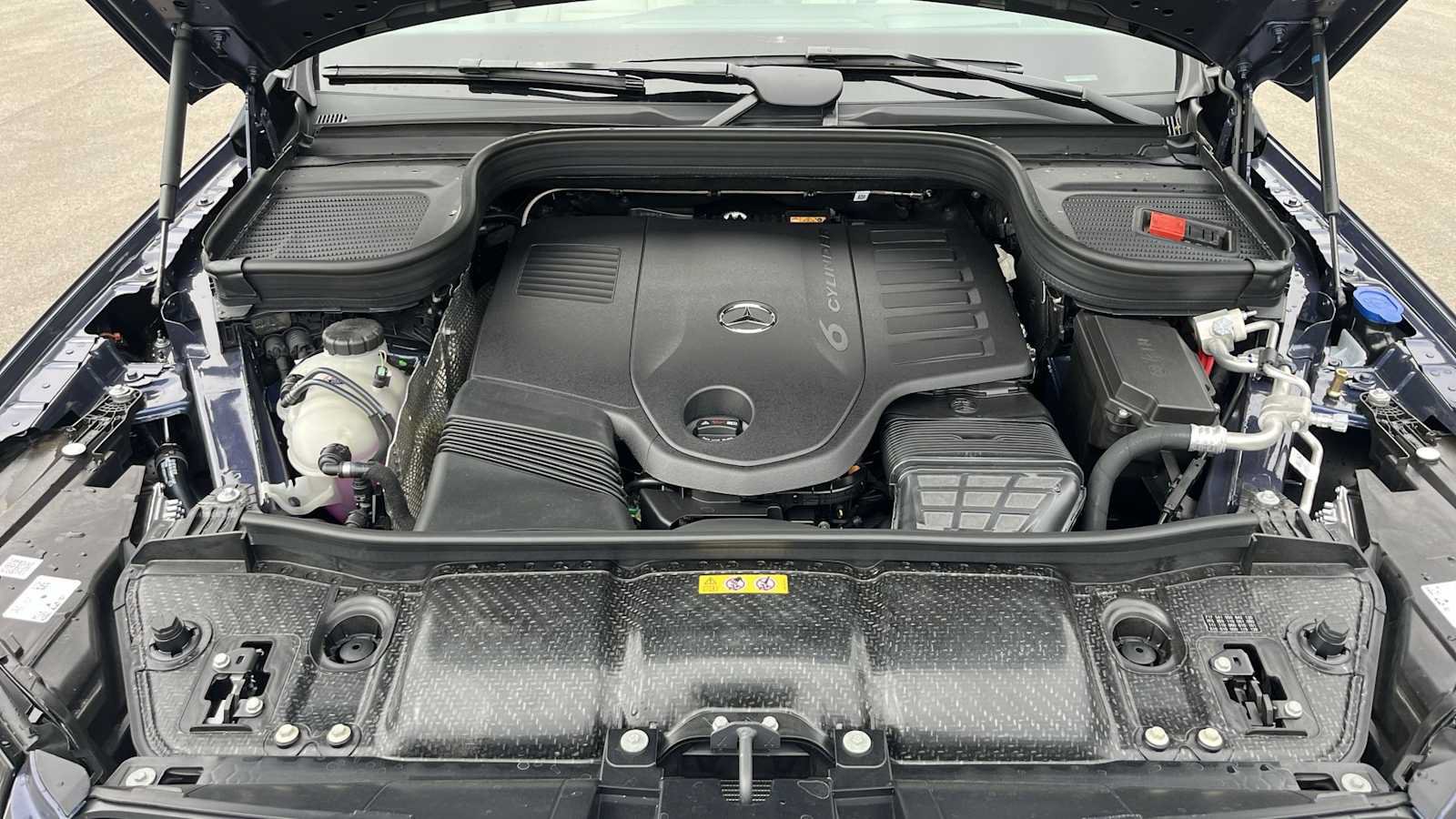 New 2026 Mercedes-Benz GLS 450 4MATIC image 26