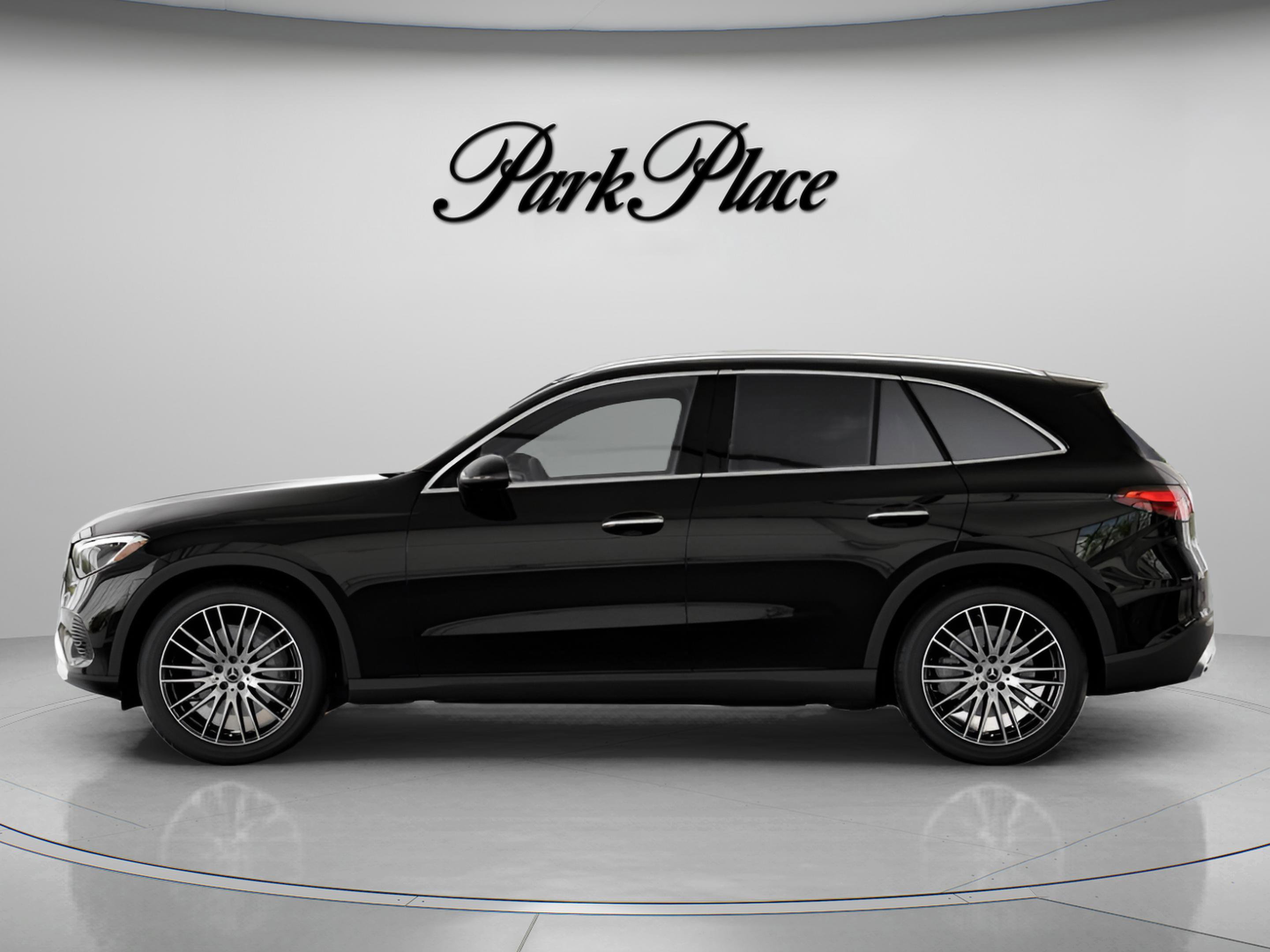 Used 2023 Mercedes-Benz GLC 300 image 7