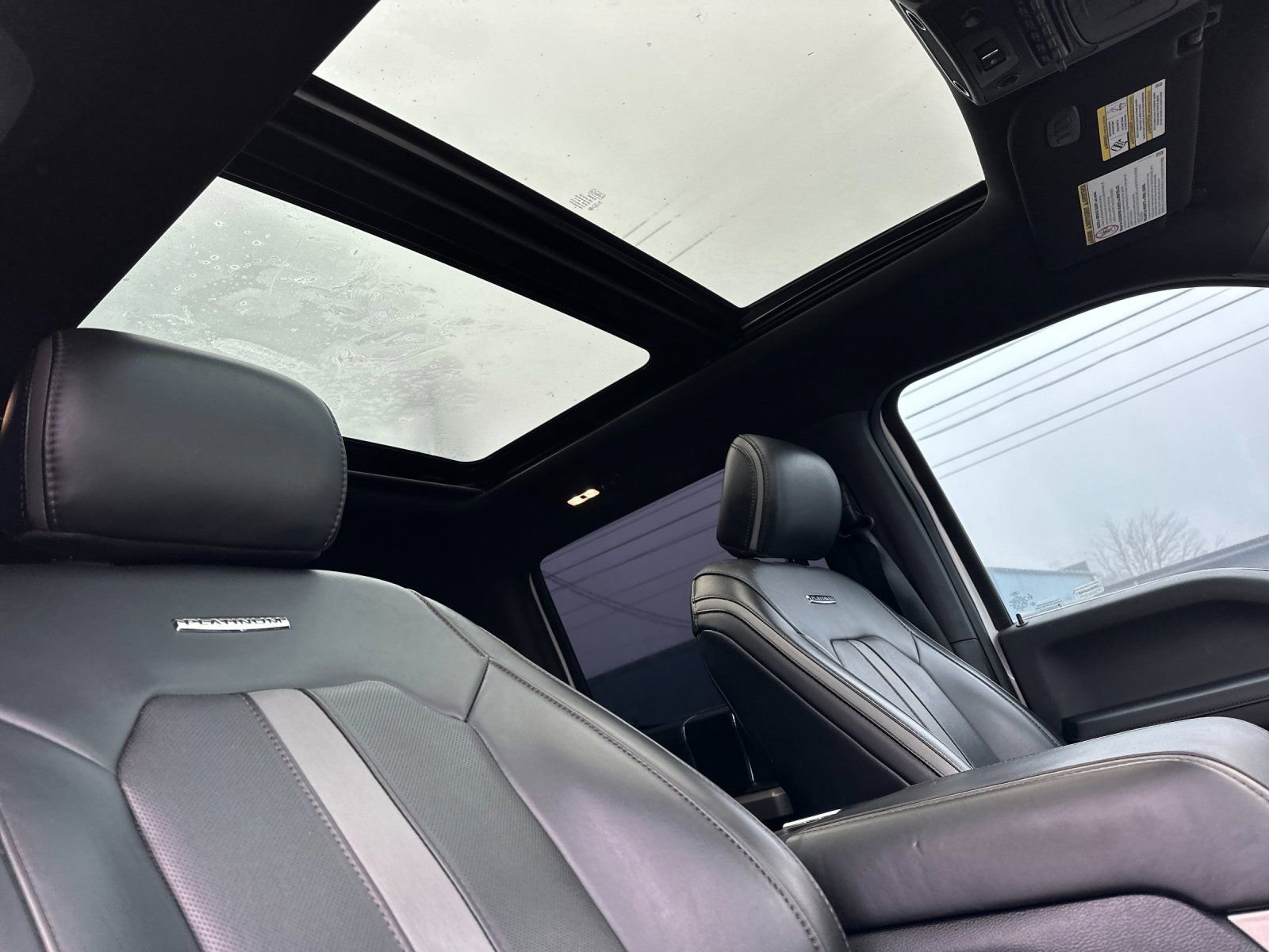 Used 2019 Ford F350 Platinum w/ Platinum Ultimate Package image 16