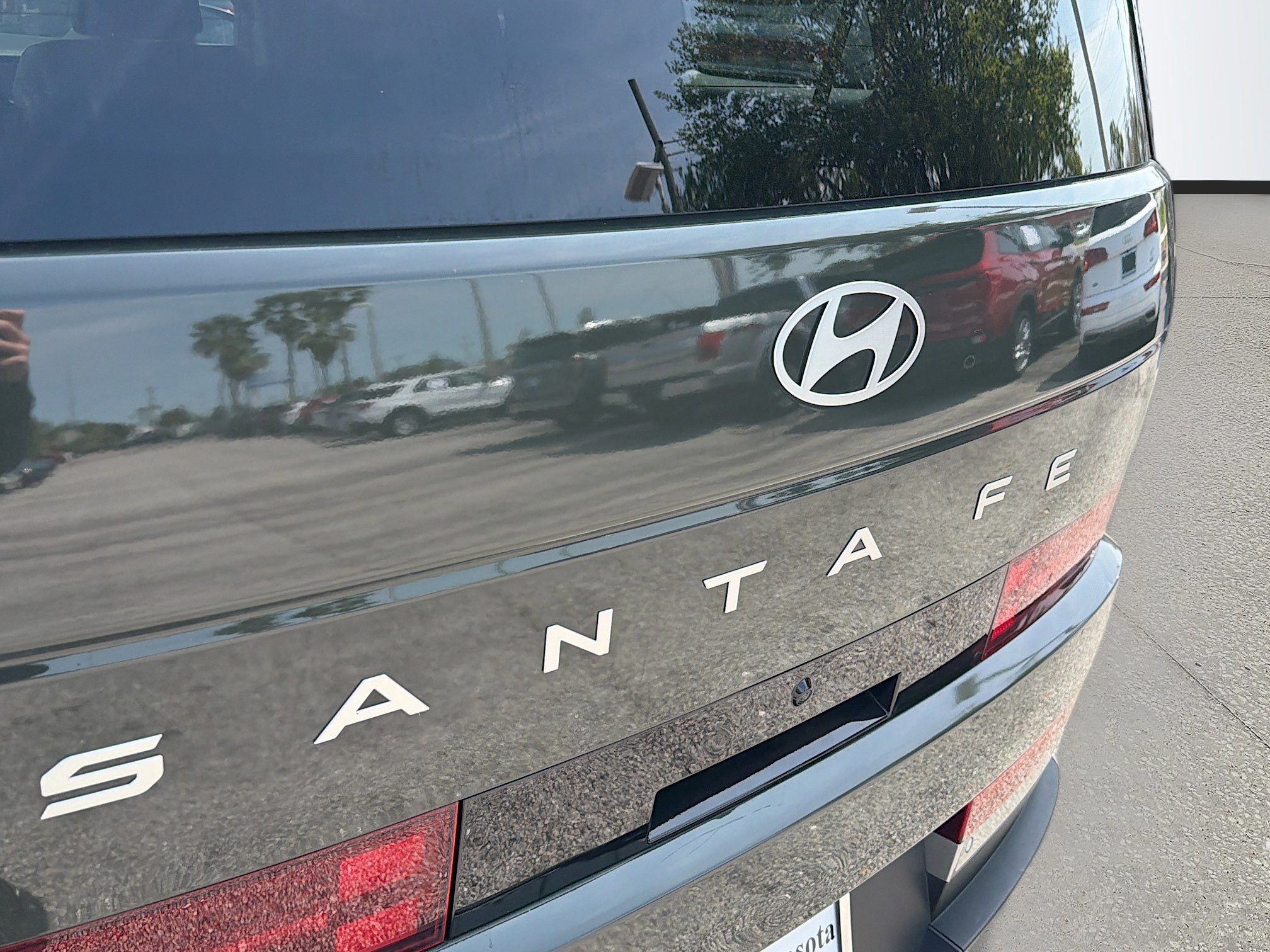 Used 2024 Hyundai Santa Fe Limited image 13