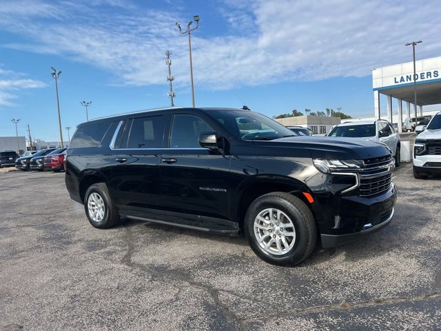 Used 2024 Chevrolet Suburban LT