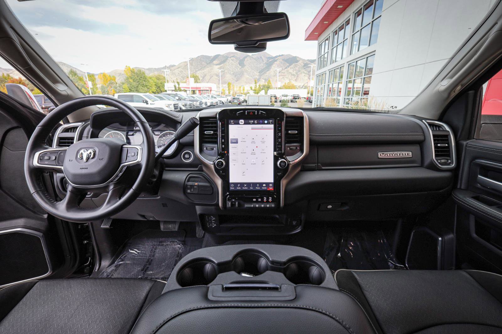 Used 2024 RAM 2500 Laramie image 16