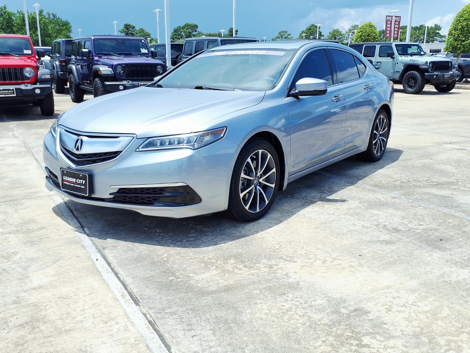 Used 2016 Acura TLX V6 w/ Technology Package FWD image 3