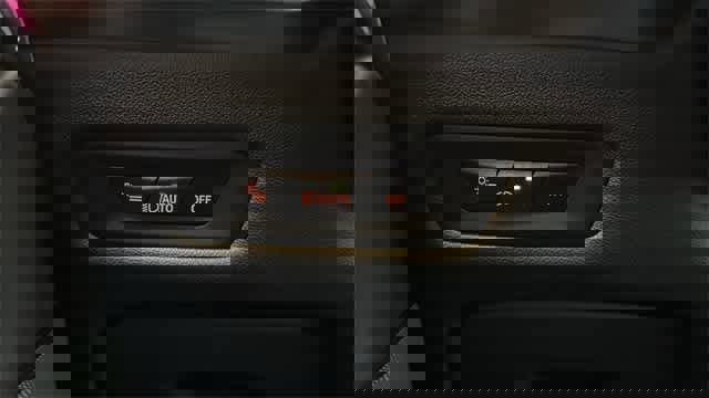 Used 2026 BMW X6 xDrive40i image 17