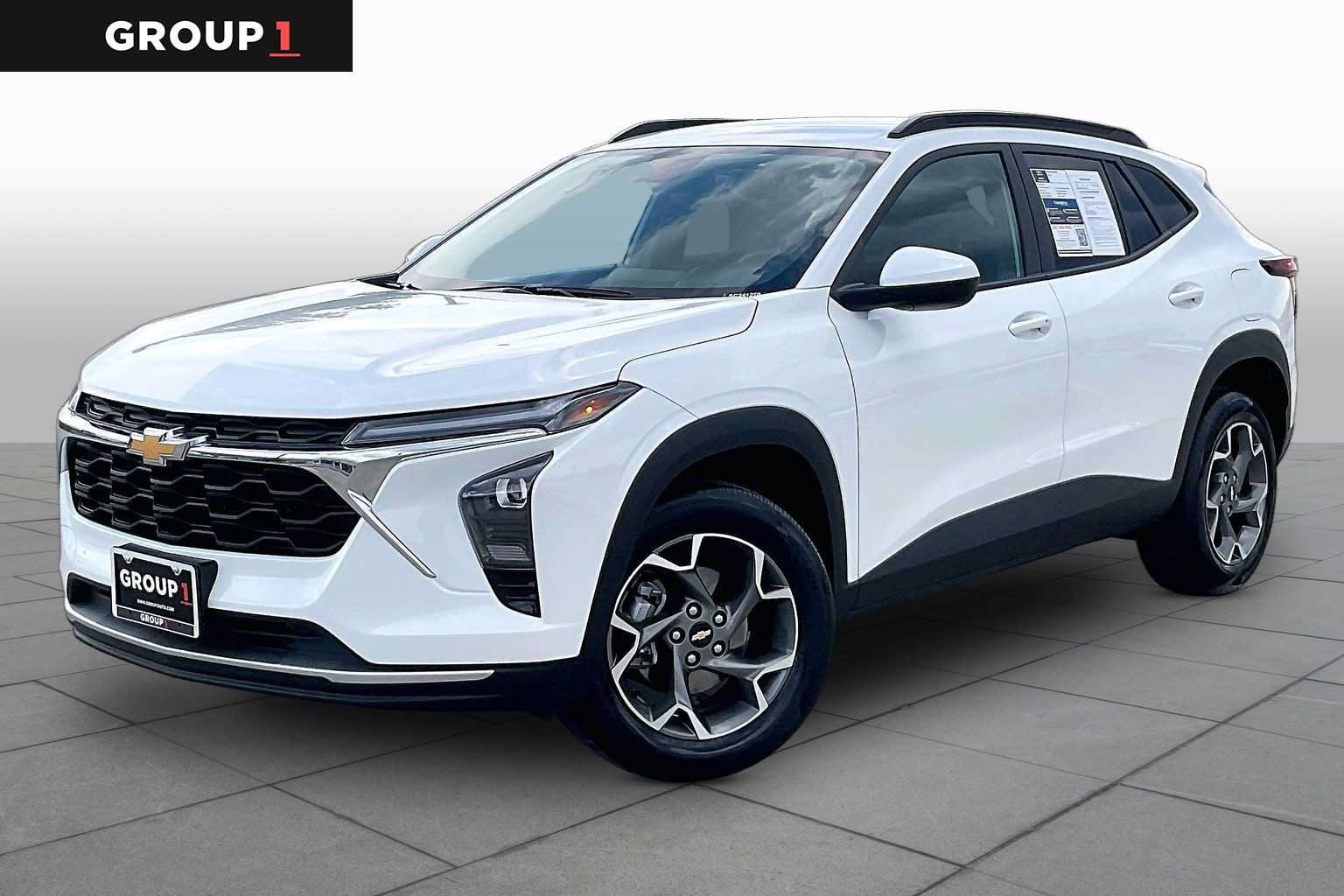 Used 2025 Chevrolet Trax LT w/ LT Convenience Package FWD image 1