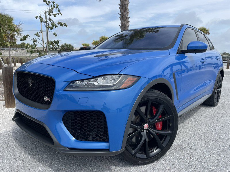 Used 2020 Jaguar F-PACE SVR image 1