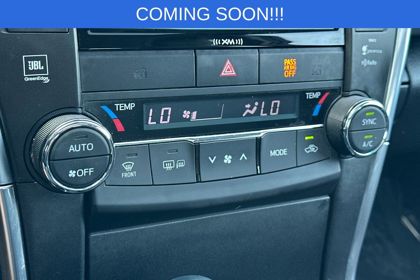 Used 2016 Toyota Camry XLE w/ Moonroof Package image 21