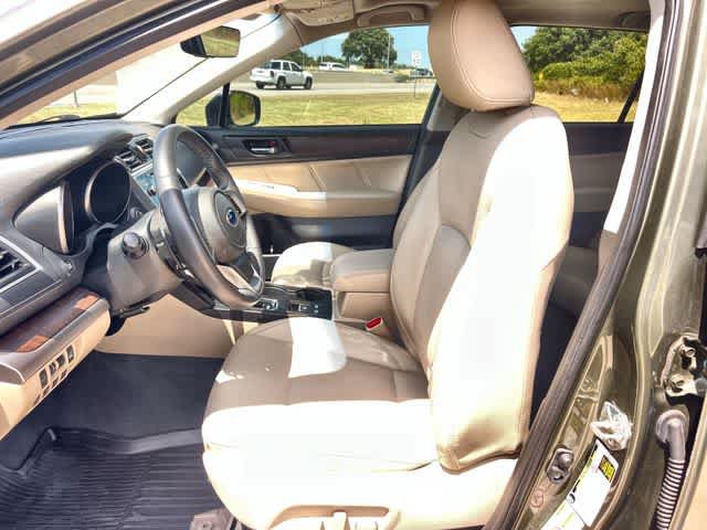 Used 2019 Subaru Outback 2.5i Limited AWD/4WD image 11