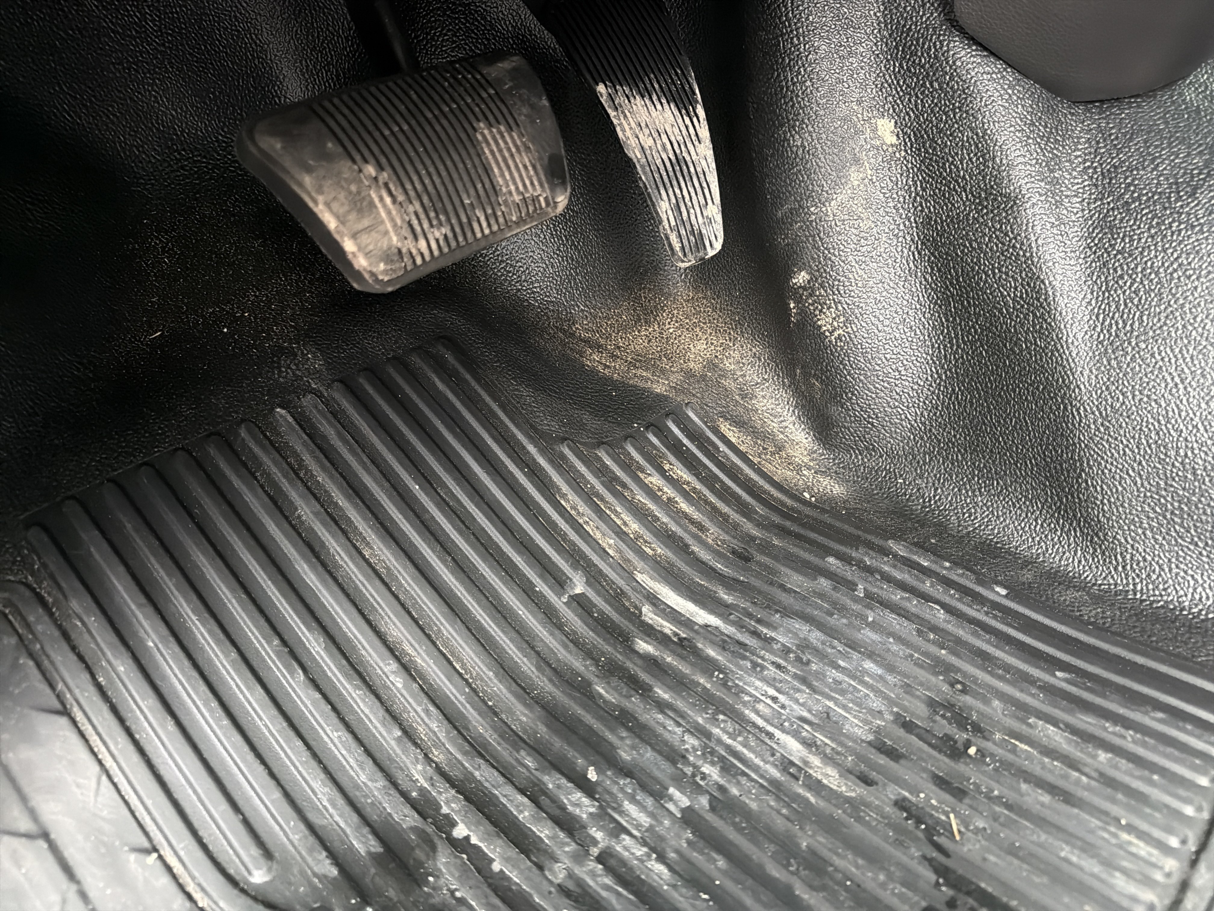 Used 2025 RAM 3500 Big Horn AWD/4WD image 15