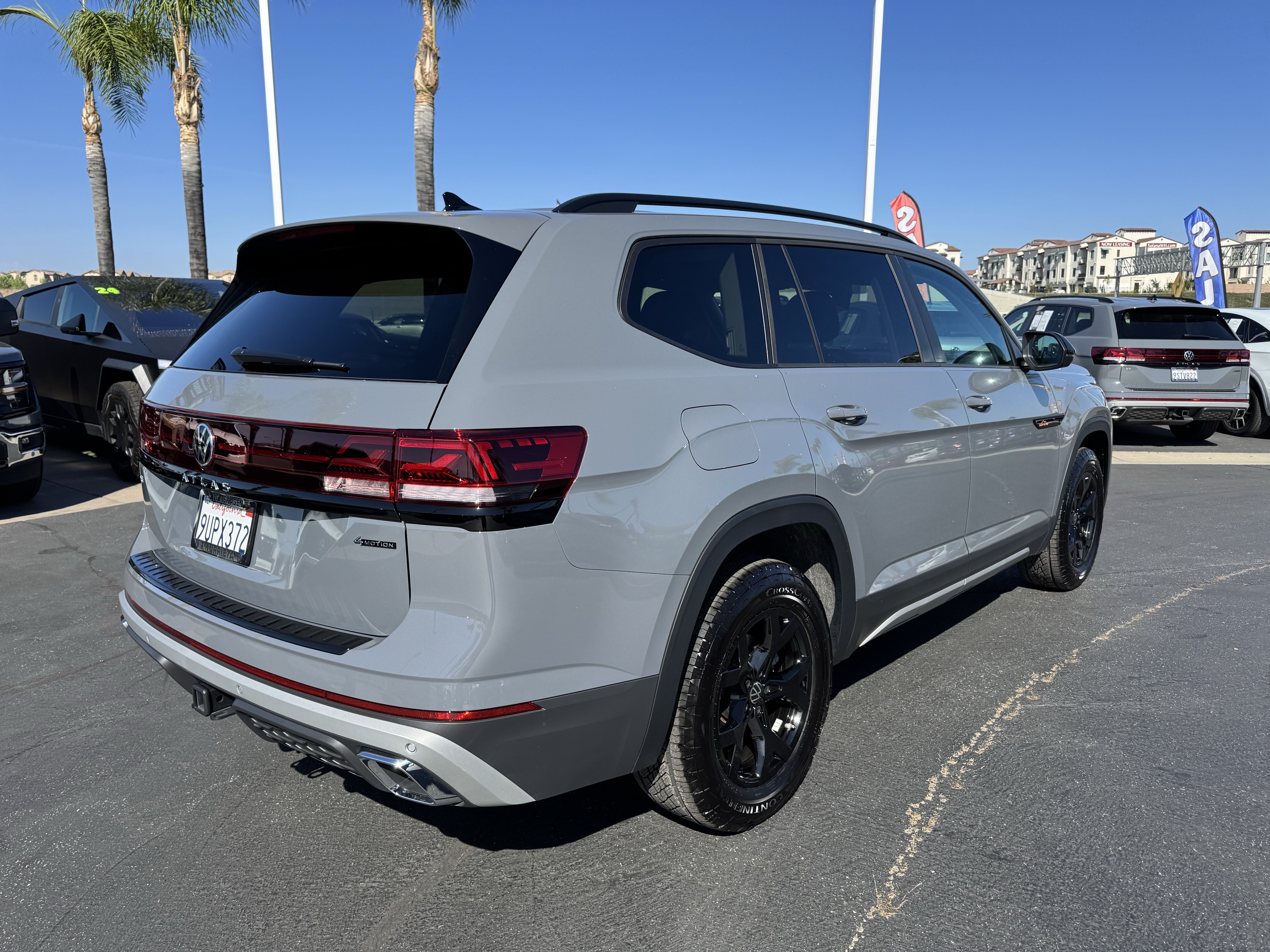 Used 2026 Volkswagen Atlas Peak Edition AWD/4WD image 9